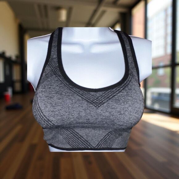 New Balance Gray Heathered Sports Bra Size Medium - Picture 1 of 5